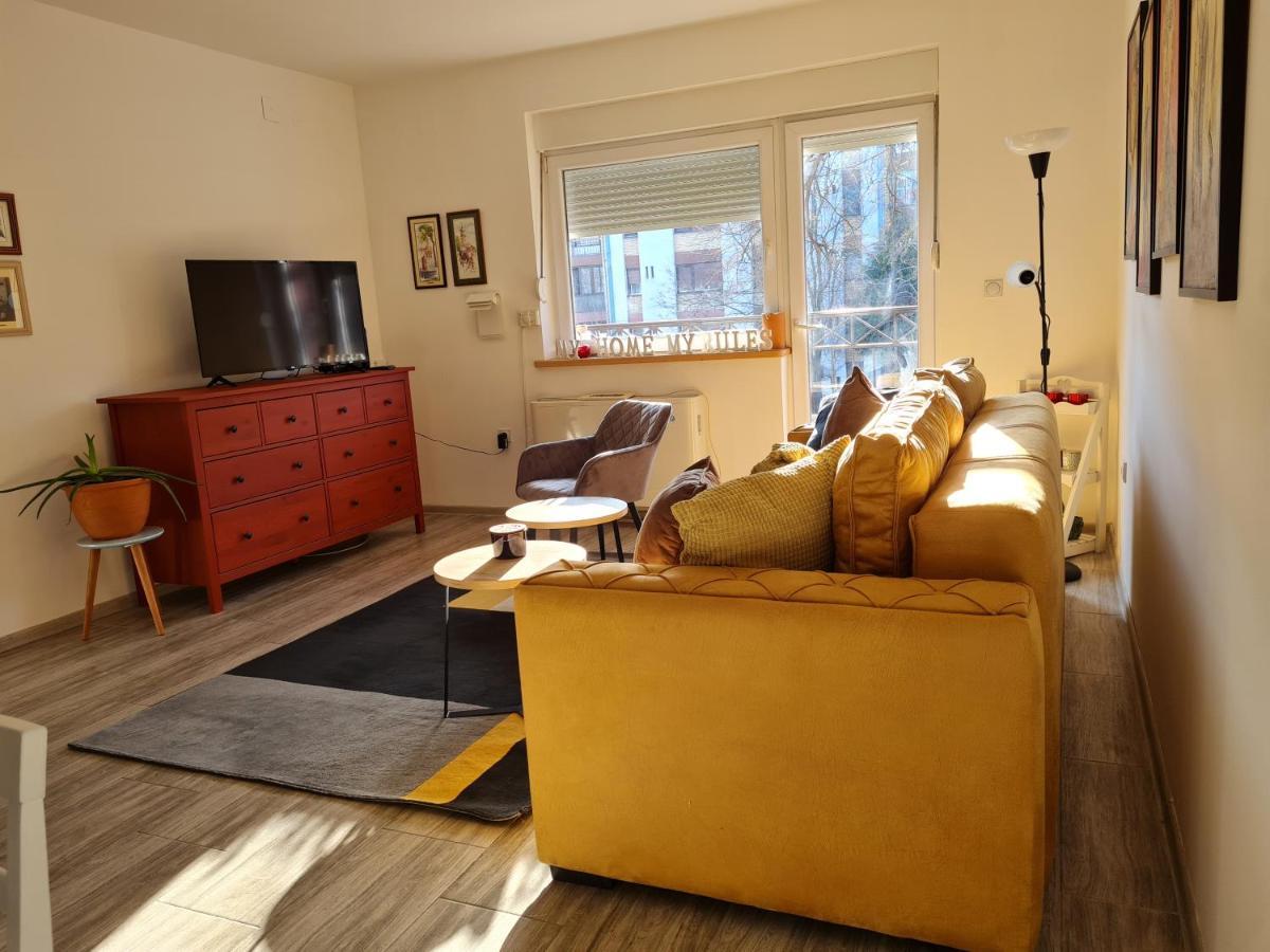 Apartman Karibo Sombor Exterior foto